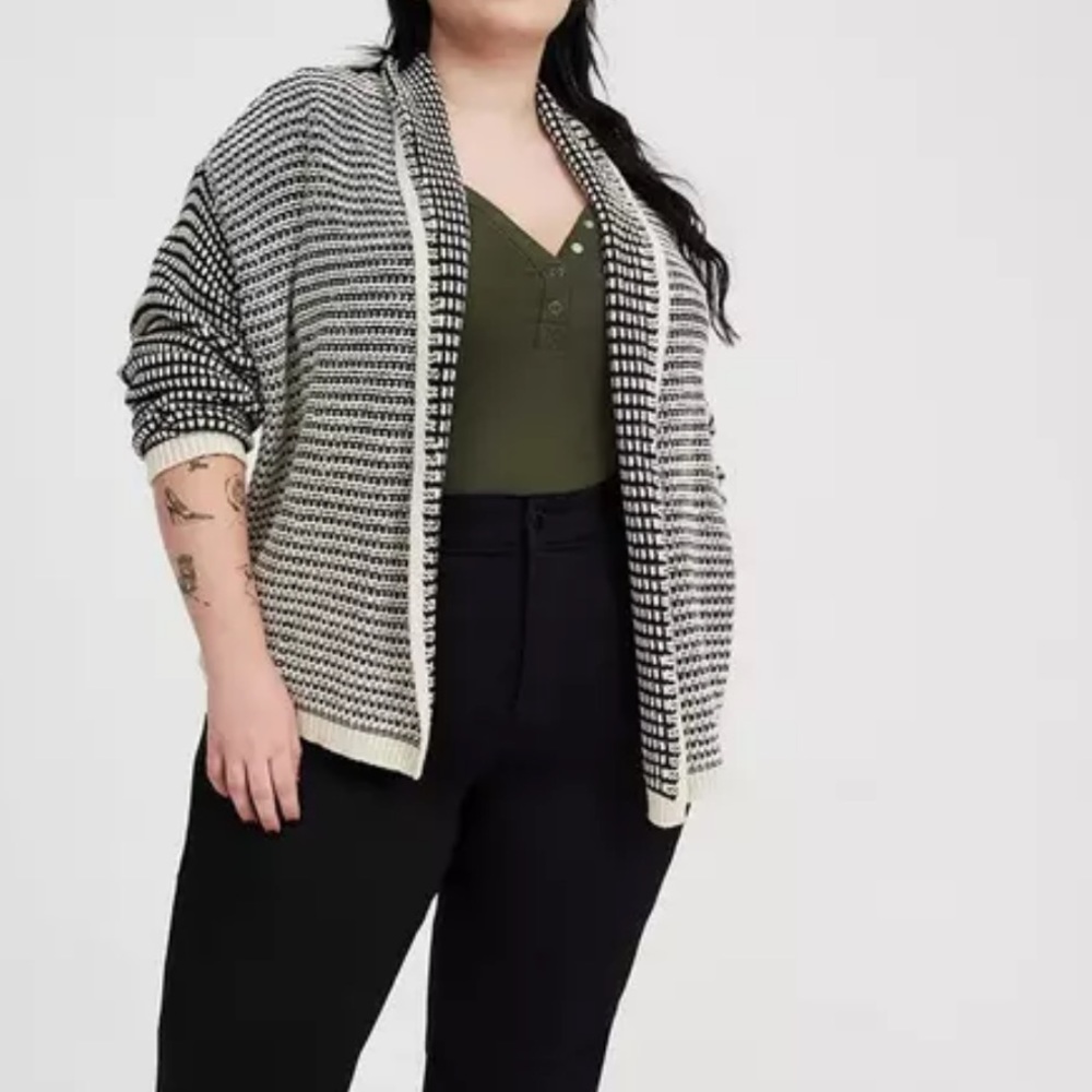 Torrid Black & White Long Sleeve Open-Front Cardigan NWT Size L/00/10 - Picture 3 of 12